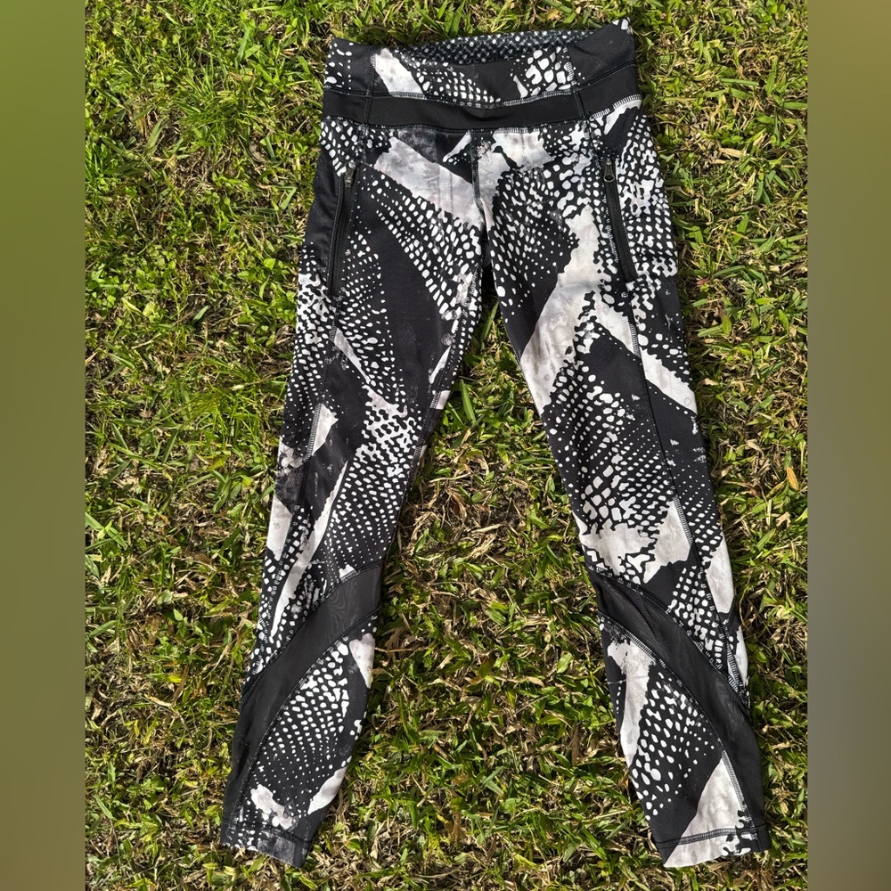 lululemon athletica Monochrome Patterned Leggings
